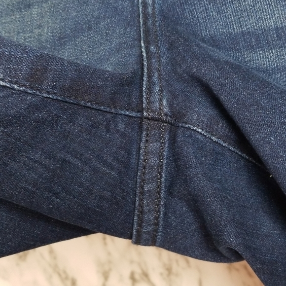 Isabel Maternity Bermuda Short + Side panels - Picture 4 of 7